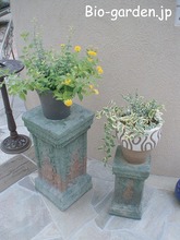 花台にのせて 花台にのせて